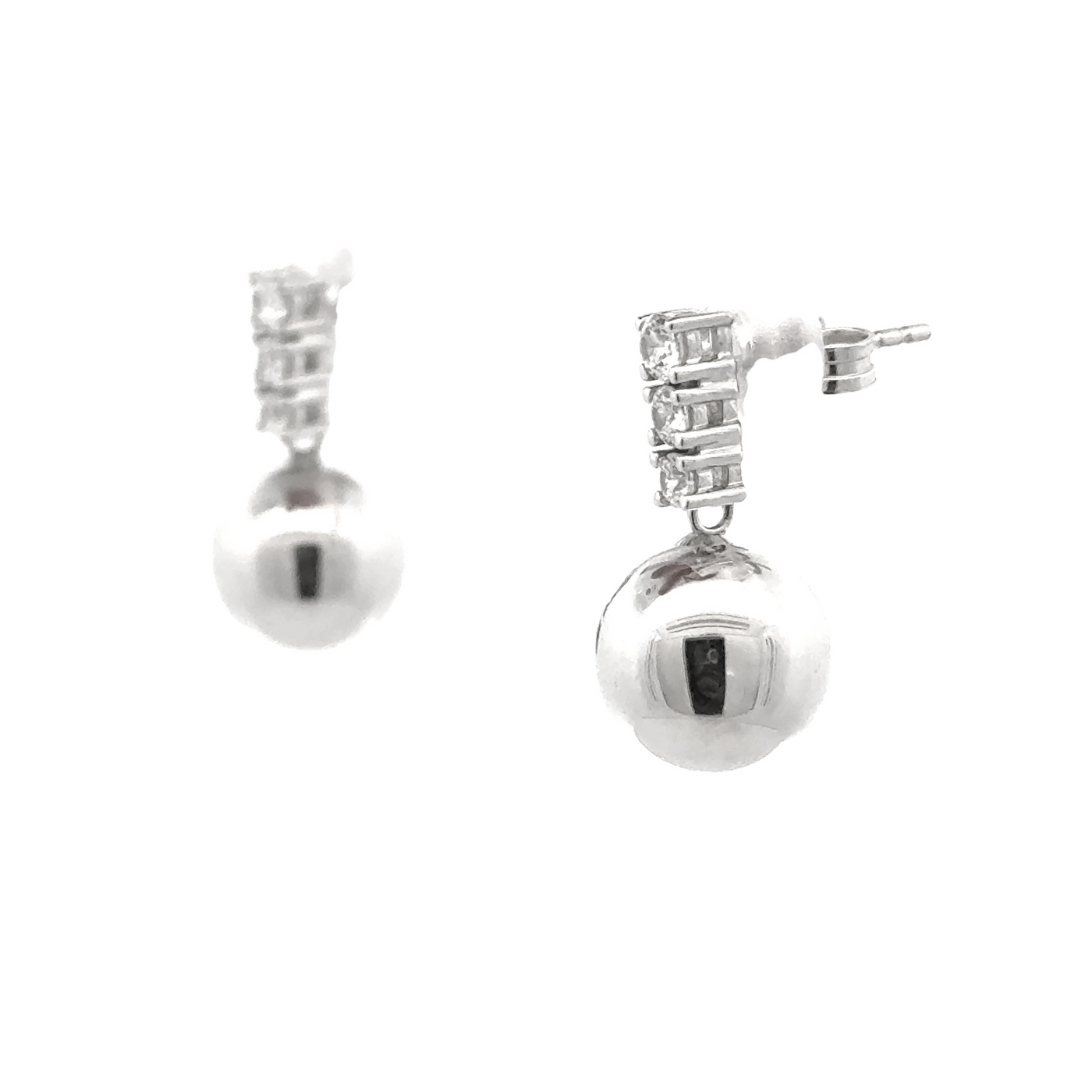 18 Karat White Gold Cubic Ball Stud Earrings