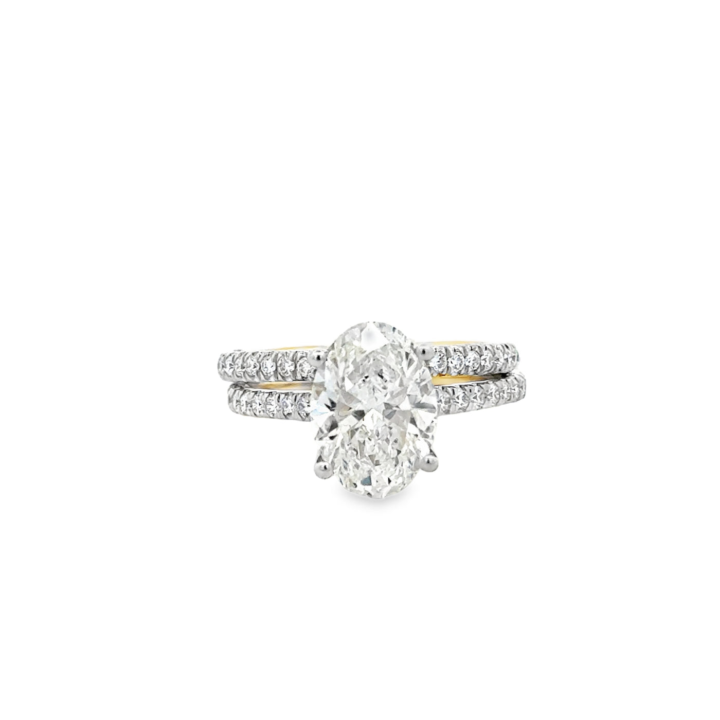 14 Karat Yellow Gold 3.53ctw Lab Diamond Oval Cut Ring