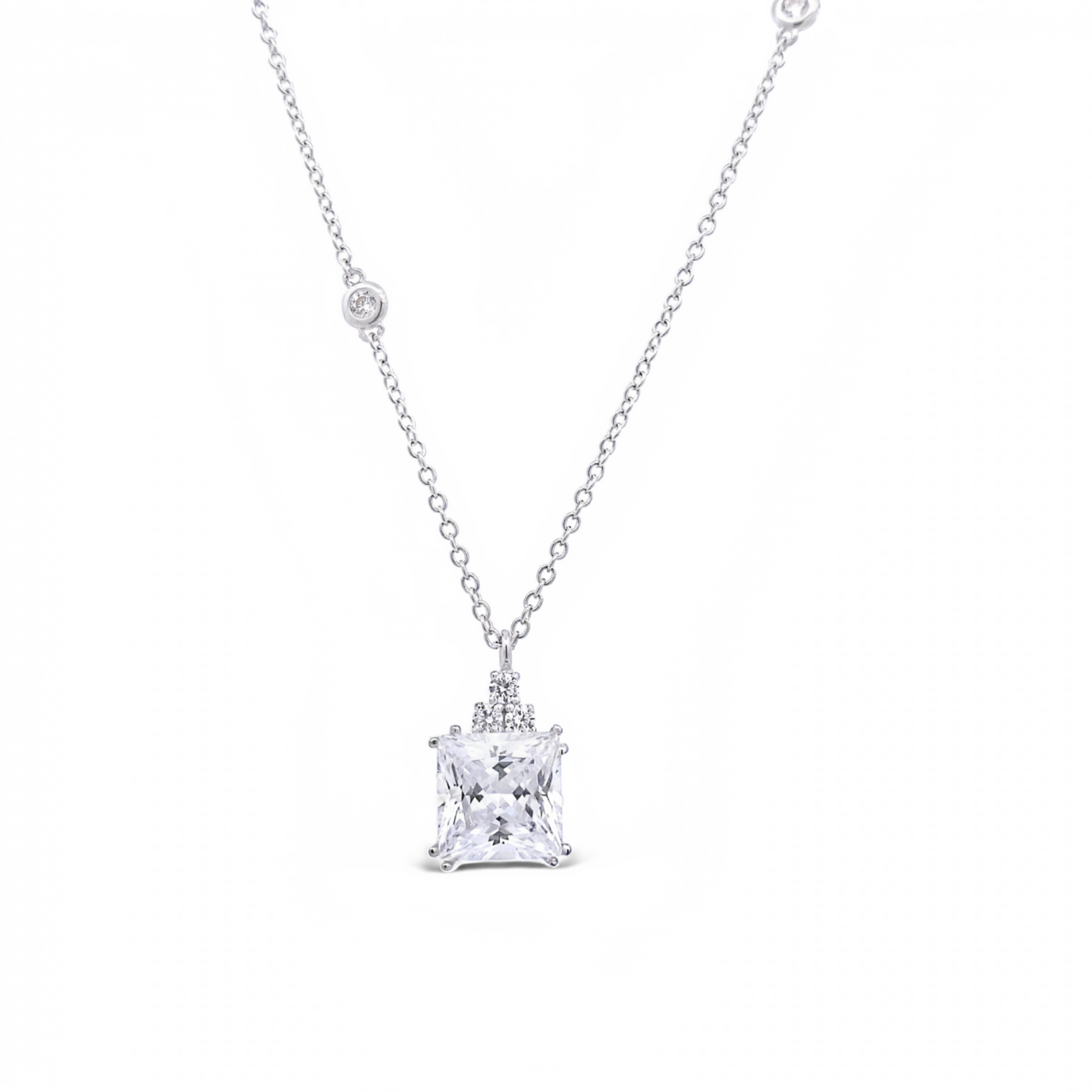 18 Karat White Gold Cubic Zirconia Princess Cut Necklace